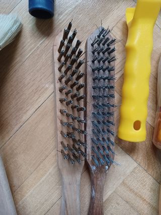 Material pintor, brochas, rodillos..