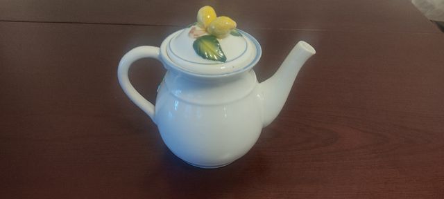 Chaleira em cerâmica