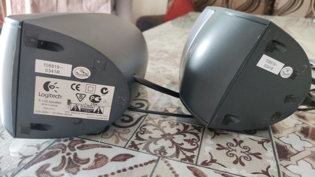 Altavoces Logitech X-120 2.0 PC jack 3.5mm