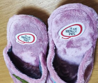 Zapatillas "Se me ríen los pies"