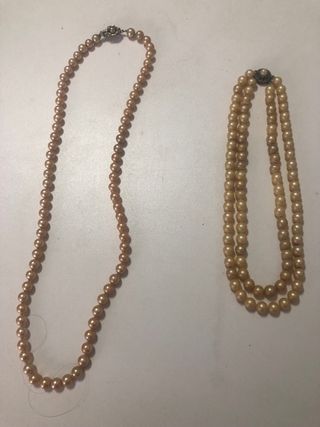 Collares y pulseras antiguos