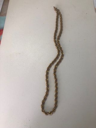 Collares y pulseras antiguos