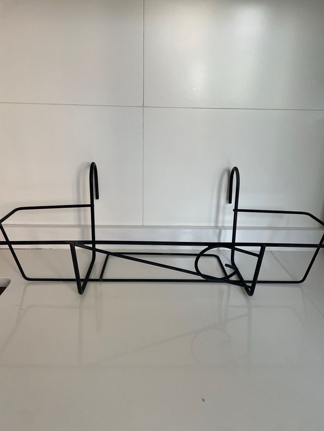 Suejta maceta balcon 