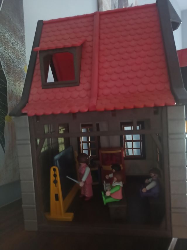 Escuela medieval playmobil