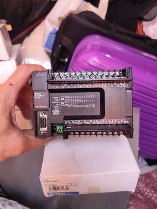 PLC Omron CP1E-N30S1DT1-D