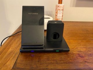 Hoidokly Caricatore Wireless 3 in 1