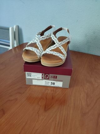 Sandalias con cuña