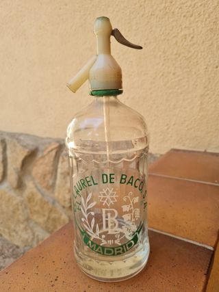 Sifón antiguo Laurel de Baco