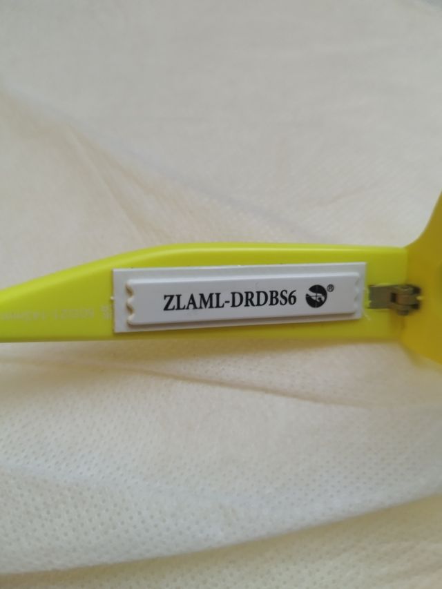 Occhiali da sole style vintage