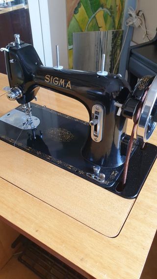 Vendo máquina de coser antigua SIGMA