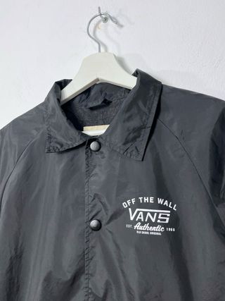 Chaqueta Cortavientos Vans Oversize Retro Y2K