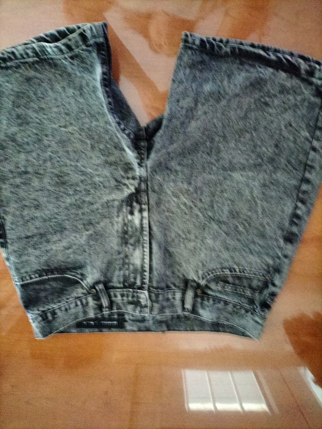 Vaquero corto hombre