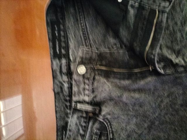 Vaquero corto hombre