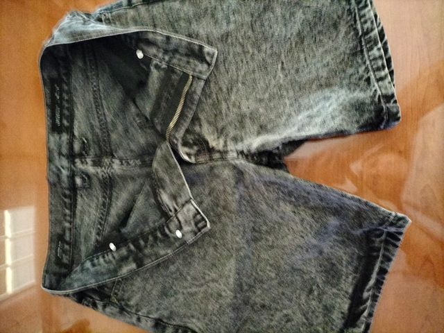 Vaquero corto hombre