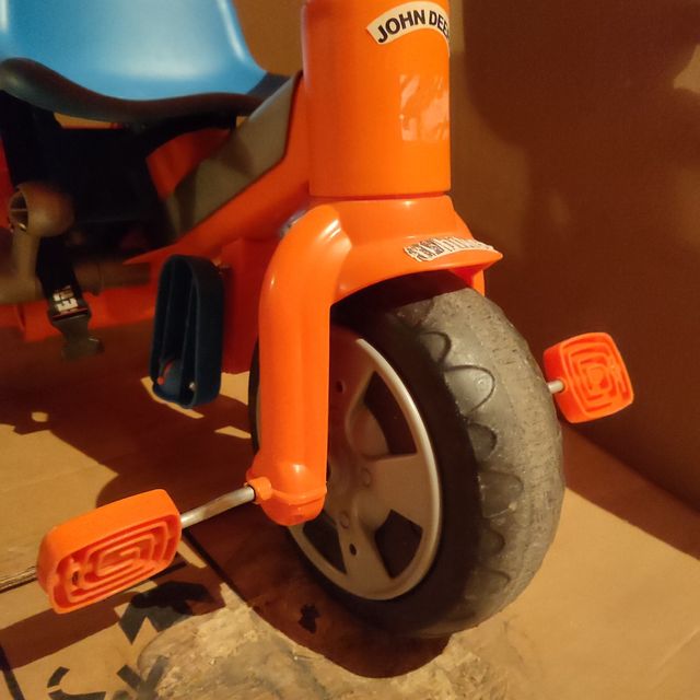 Triciclo deportivo Feber