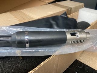 Microfono de cañon AKG