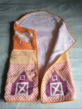 Cortinas infantiles , visillos y barra 