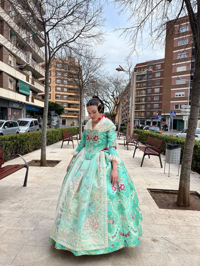 TRAJE DE FALLERA+CANCAN+ADEREZOS+PEINETAS+ZAPATOS
