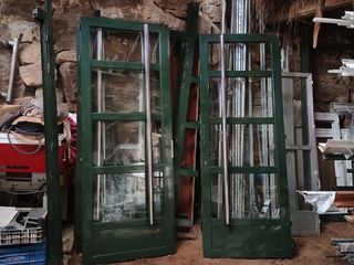 Puertas 230x88 verdes
