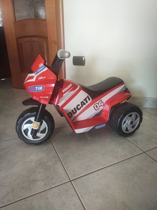 Triciclo Ducati Peg Perego mini Evo