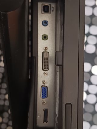Monitor HP 19 pulgadas 