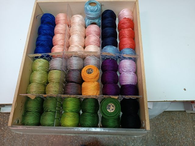 OVILLOS DE HILO DMC TODOS