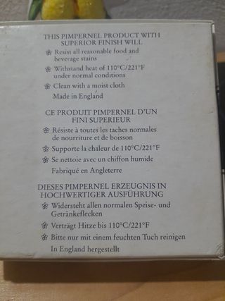 Pimpernel sotto bicchieri Cats at home