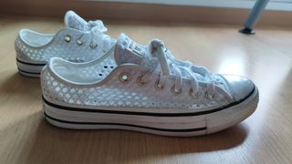 Zapatillas Converse Blancas caladas talla 39