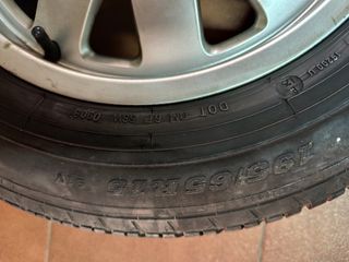 Rueda con neumatico 195/65R15