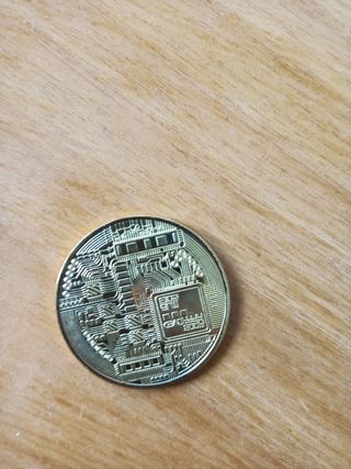 Moneda de bitcoin no de oro !!!!
