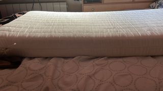 Cuna clasica + colchón nuevo.