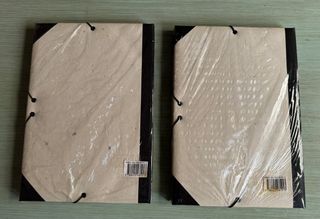 Libretas grandes papel manila. 4 juntas 14,00 €