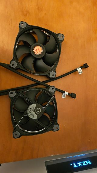 Pack 2 ventiladores RGB Thermaltake