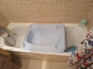 Bañera y adaptador de bebé 