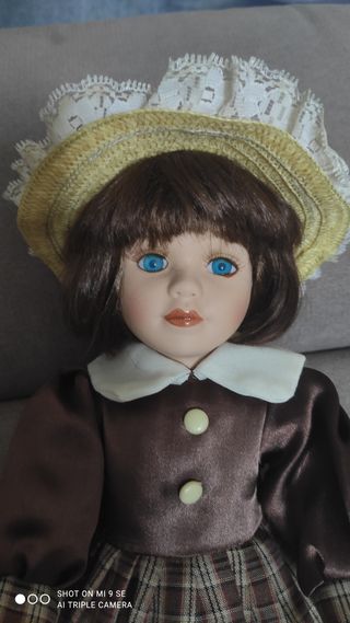 Bambola di ceramica 