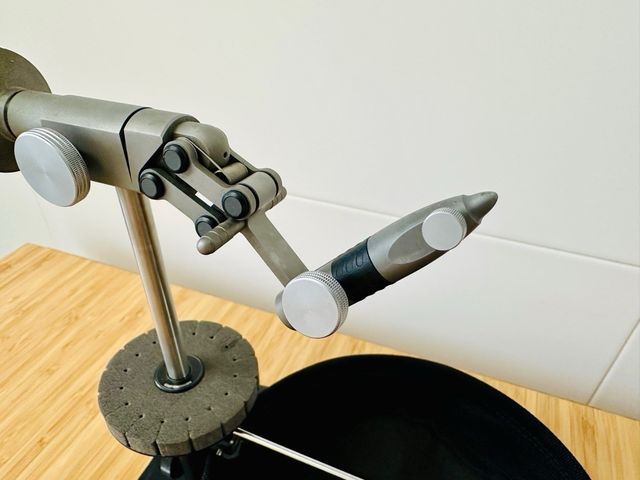 Torno C&F Design Reference CFT-9000