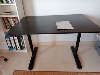 Escritorio IKEA BEKANT patas extensibles