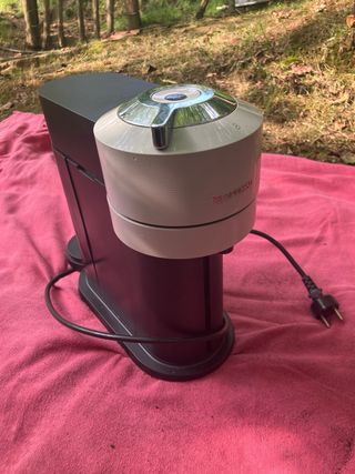 Cafetera Nespresso Vertuo Next (piezas)