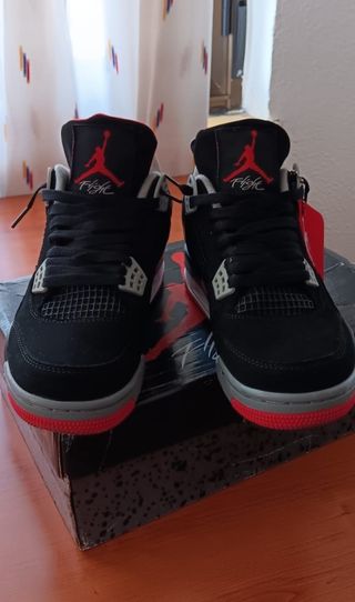 Se venden Jordan retro 4 bred 