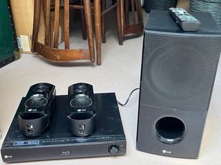 Lettore CD e DVD LG + Home Cinema