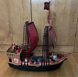 Barco pirata Playmovil