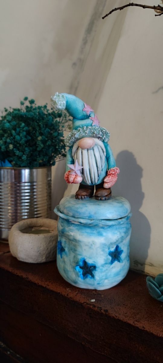 Gnomo navideño con luz