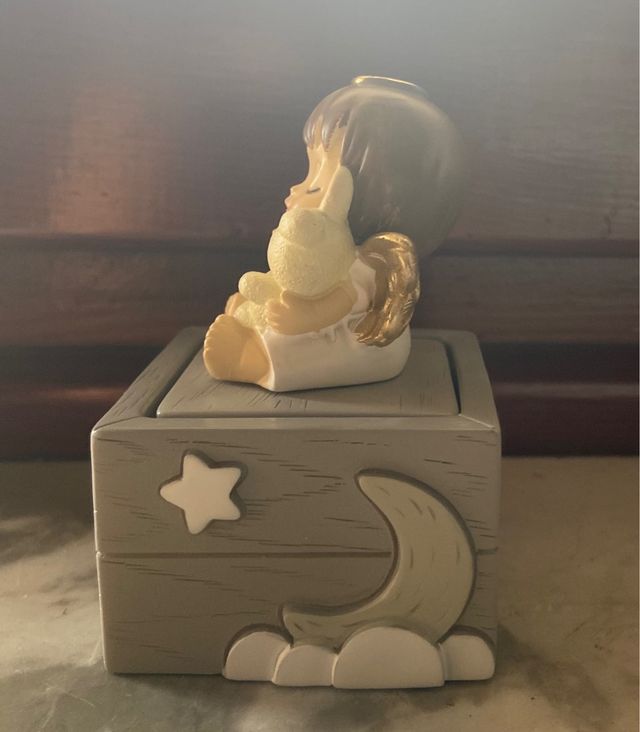 Scatola portaoggetti con angioletto