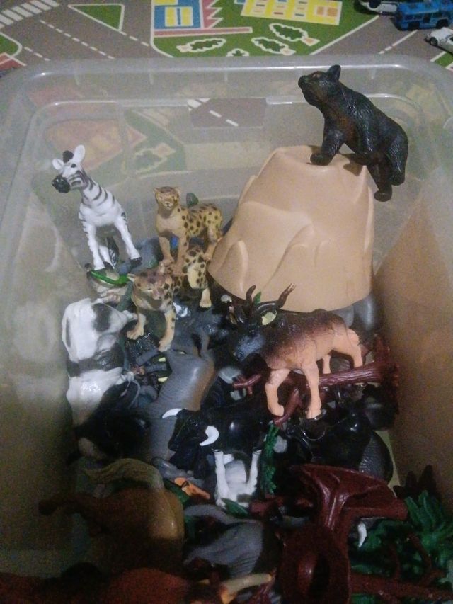 Animales de juguete