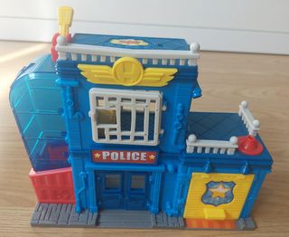 Superzings: Cárcel, Monster Roller y Comisaria