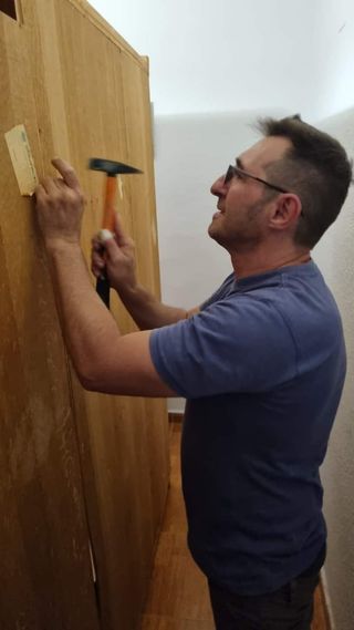 Se ofrece montador de muebles y manitas