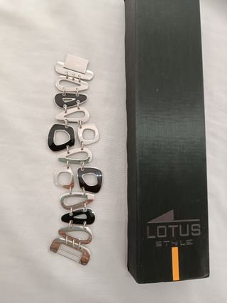Pulsera Lotus