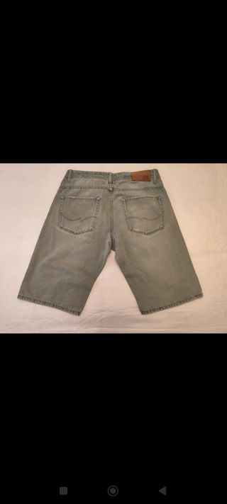 Pantalón corto vaquero verde caqui de Jack & Jones