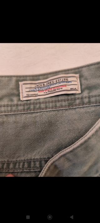 Pantalón corto vaquero verde caqui de Jack & Jones