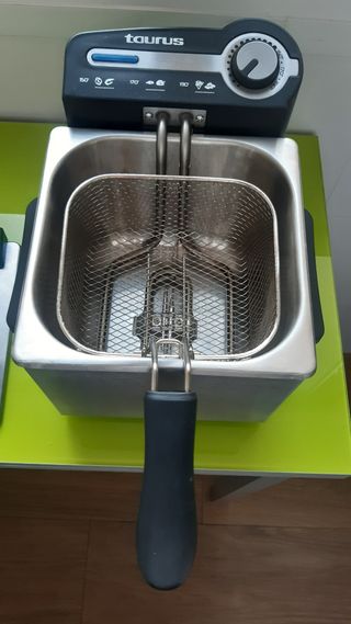 Freidora Taurus